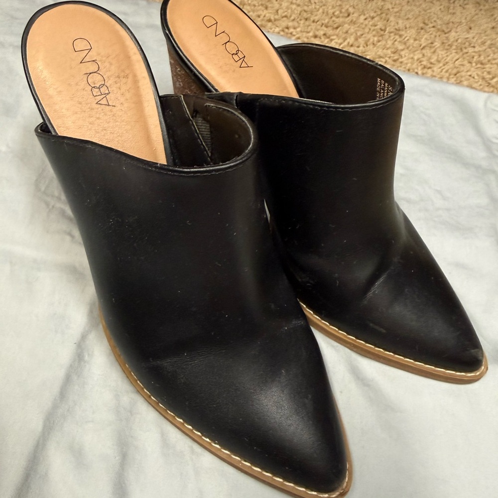 Abound Black Leather Mules